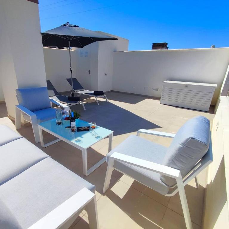 Beautiful and spacious 2 bedroom apartment with jacuzzi, Nerja - Apartamento Deluxe de 2 dormitorios con vistas al jardín - 28