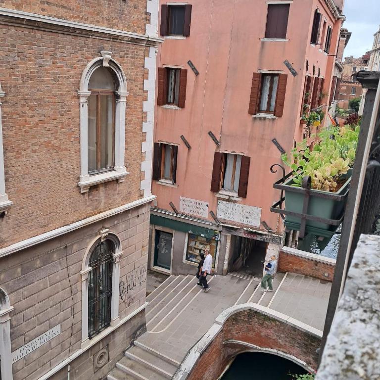 Ca' Cappellis - Luxury B&B and Exclusive Apartments - Junior Suite con Vista Canale - 15