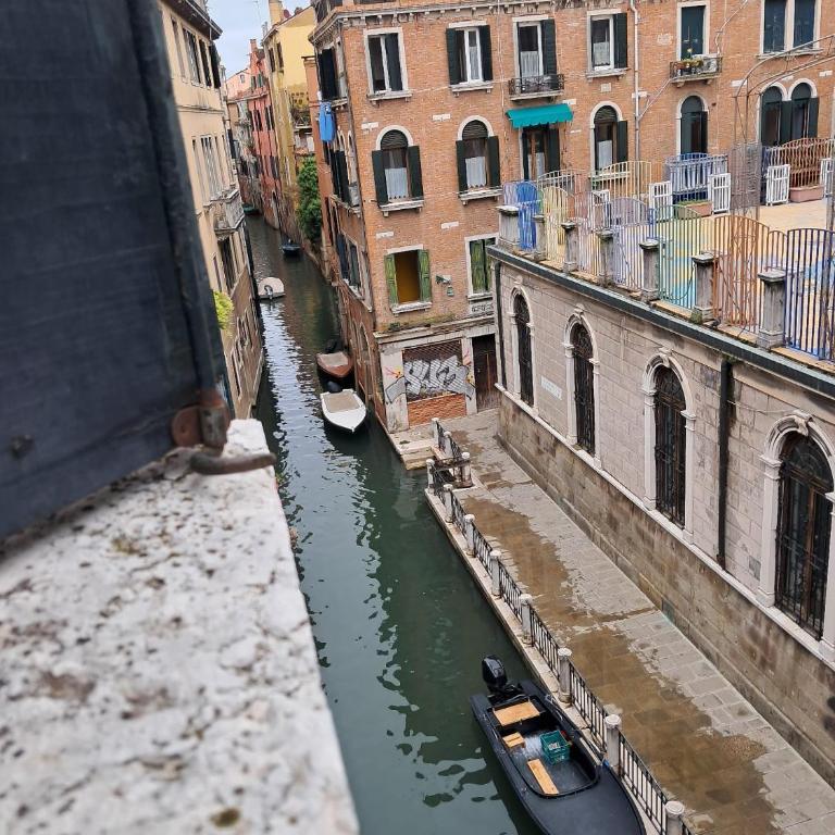 Ca' Cappellis - Luxury B&B and Exclusive Apartments - Junior Suite con Vista Canale - 16