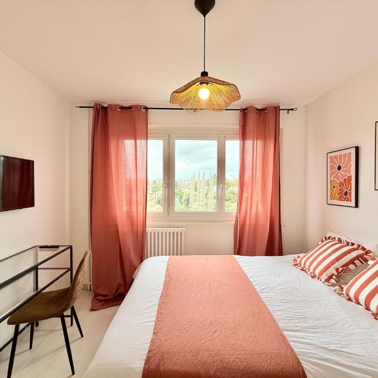 M126 Superbe t4 spacieux et lumineux - Three-Bedroom Apartment - 20