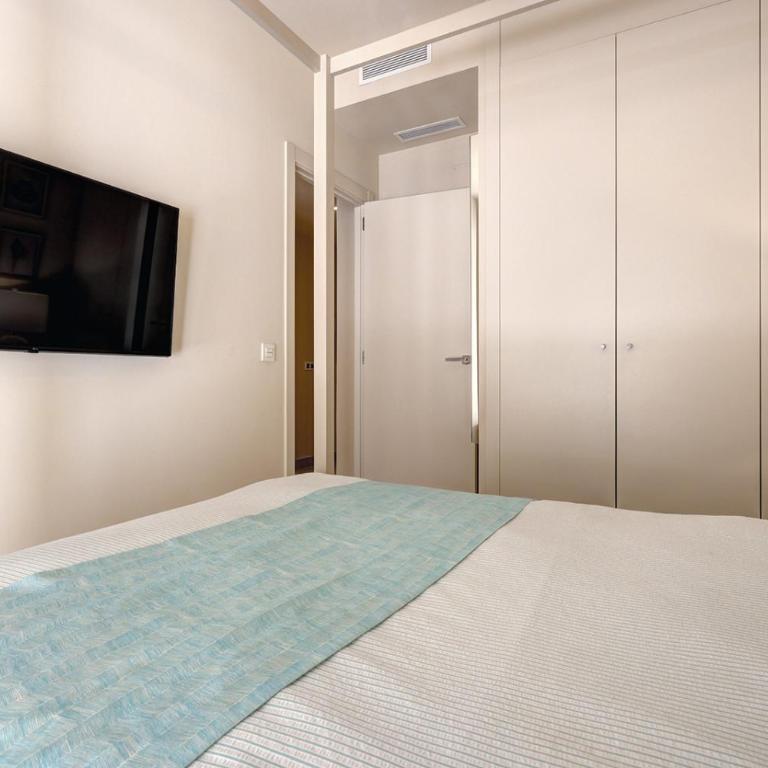 044 Luxury 3 Bed Terraced Apt Near La Cala Beach - Apartamento con terraza - 34
