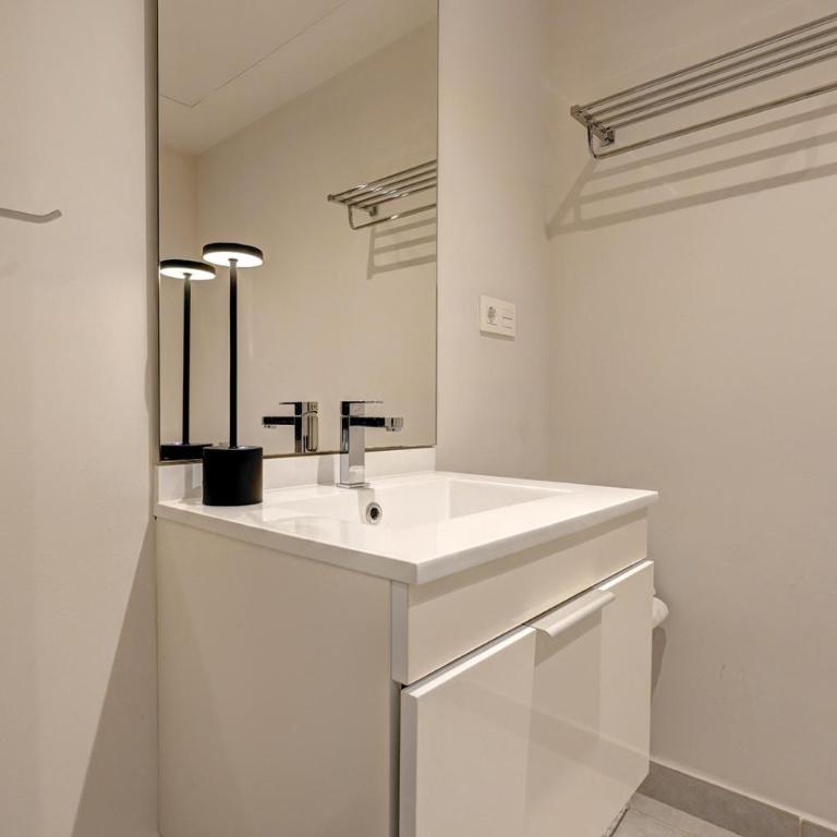 044 Luxury 3 Bed Terraced Apt Near La Cala Beach - Apartamento con terraza - 43