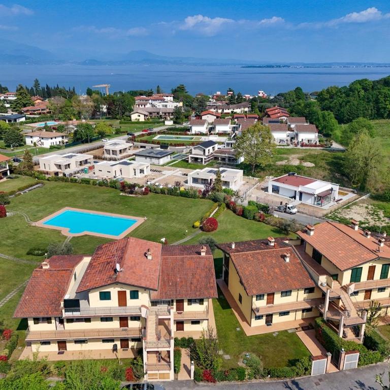 Vista Lago Piscina nel Verde, Dimora Antique per 6 - Apartamento de 2 dormitorios - 29