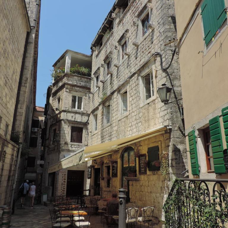 Apartman Megi - Apartman sa 2 Spavaće Sobe - 1