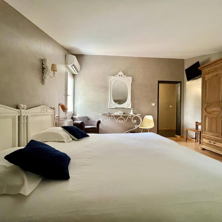 Logis Hôtel restaurant des Pins - Chambre Double - 4