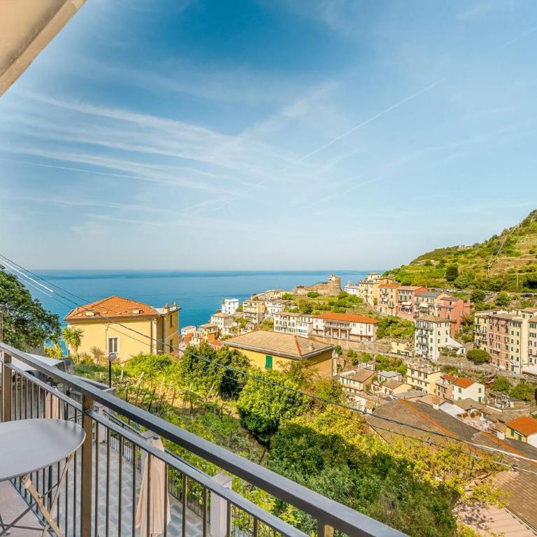 StairwayToHeaven-Riomaggiore-Seaview-FreeParking - Appartamento con 4 Camere da Letto - 1