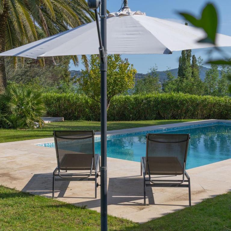 Spacious Villa with Pool & A-C for 8 - Sea View - Apartamento - 2