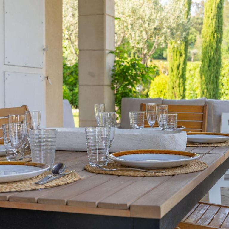 Spacious Villa with Pool & A-C for 8 - Sea View - Apartamento - 49