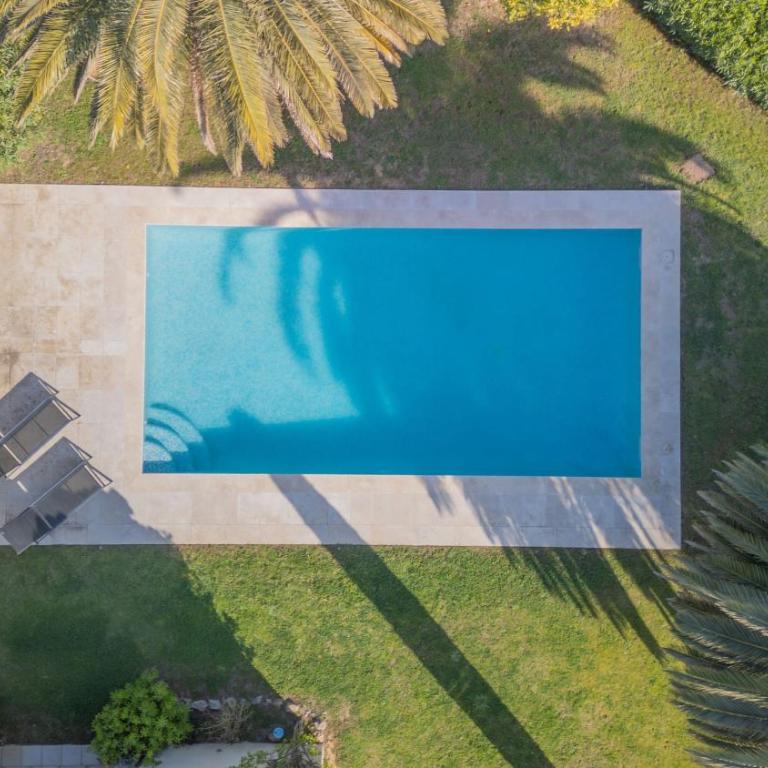 Spacious Villa with Pool & A-C for 8 - Sea View - Apartamento - 52