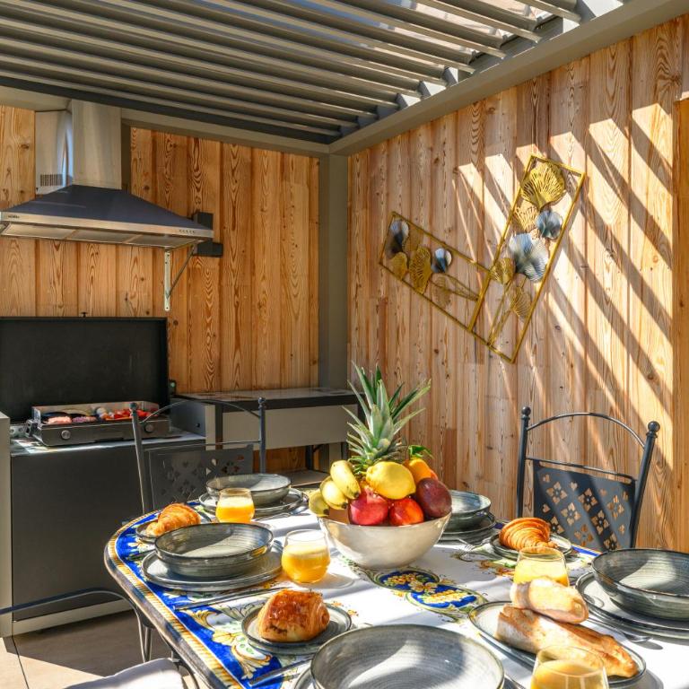 Le Coq Elysium - Exceptional 220 sqm Penthouse - Private Terrace & Jacuzzi - AC - 3 Parking Spaces - Apartment mit 3 Schlafzimmern - 43