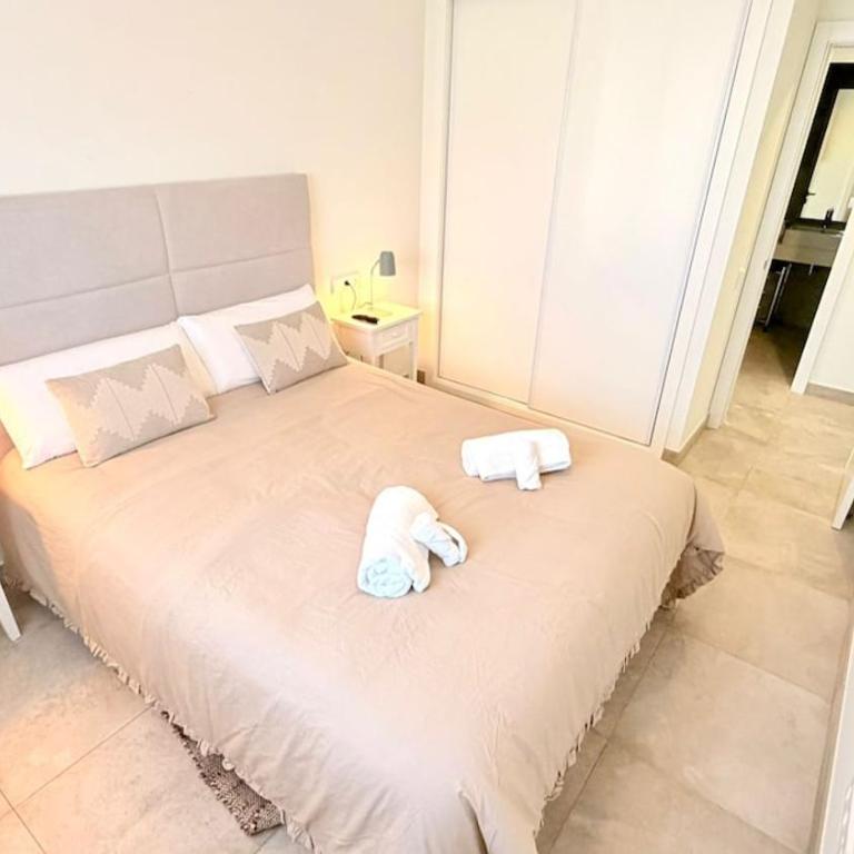 Room City Estepona Infinity 2BR&Parking Beach - Apartamento de 2 dormitorios - 4
