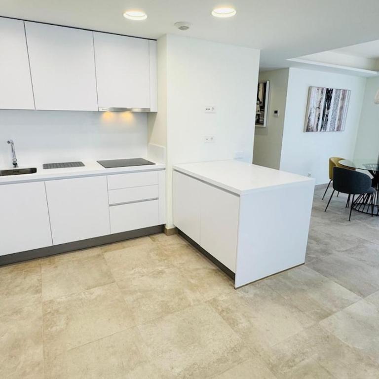 Room City Estepona Infinity 2BR&Parking Beach - Apartamento de 2 dormitorios - 13