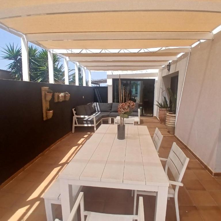 SURFWHITEHOUSE - Three-Bedroom Villa - 25