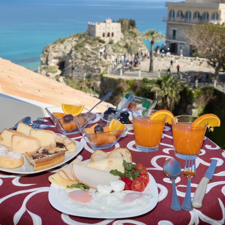 B&B Island Tropea -Sea View Rooms & Suites- - Camera Matrimoniale con Terrazza - 2