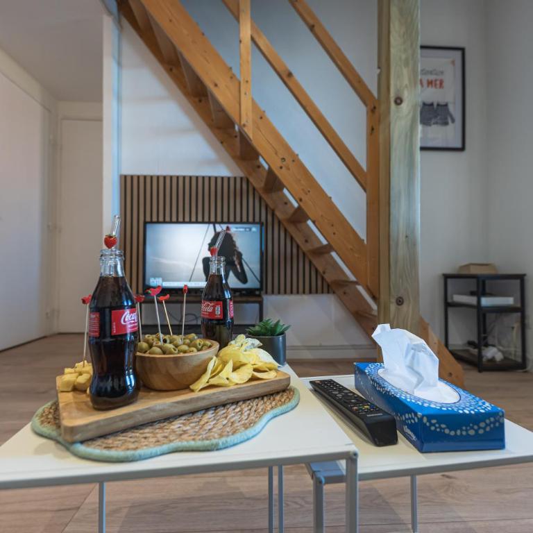 Le Marina Blue Vista - Vue Etang - Place de parking privé - Plage à 5 min - Climatisation - Wifi - Appartamento con 2 Camere da Letto e Vista Acqua - 10