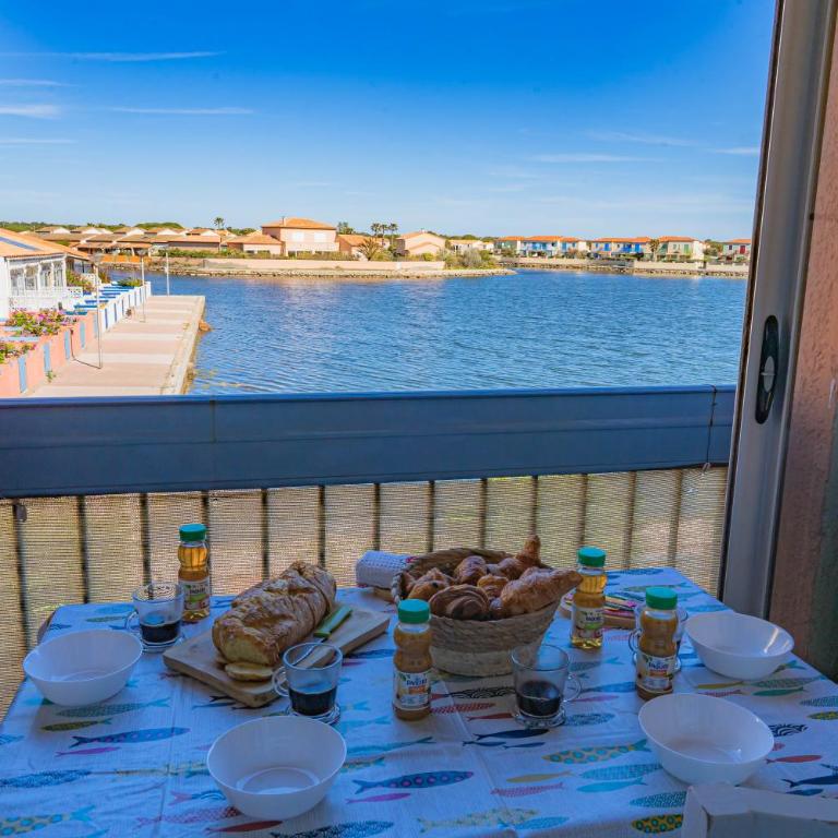 Le Marina Blue Vista - Vue Etang - Place de parking privé - Plage à 5 min - Climatisation - Wifi - Appartamento con 2 Camere da Letto e Vista Acqua - 5
