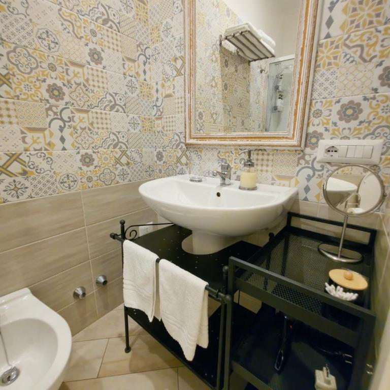 Palazzo Spasiano rooms - SORRENTO CENTER - Superior Double Room - 32