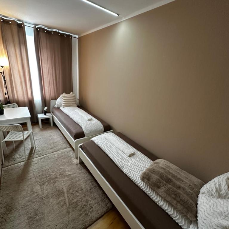 Zimmervermietung Linz 1 - Zweibettzimmer - 1