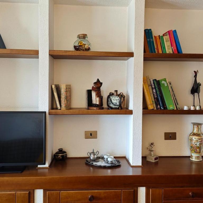 Hostdomus - Violet Apartment - Appartamento con 1 Camera da Letto - 11