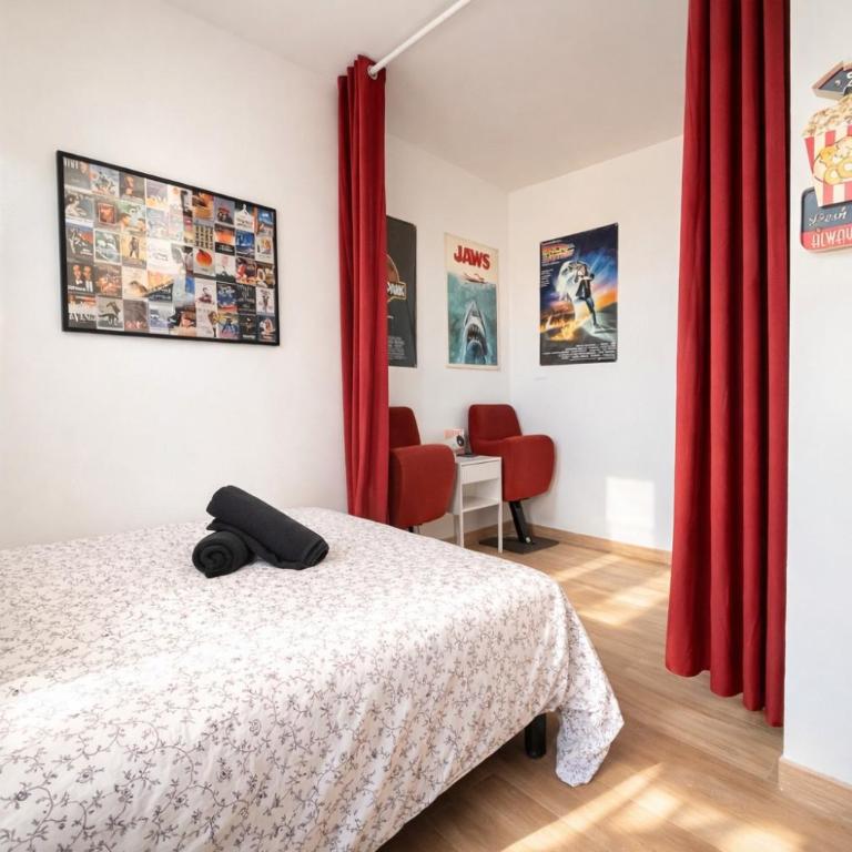 Appartement confortable pour 2 pers dans la cite historique - Escapade cinema - Apartment - 1
