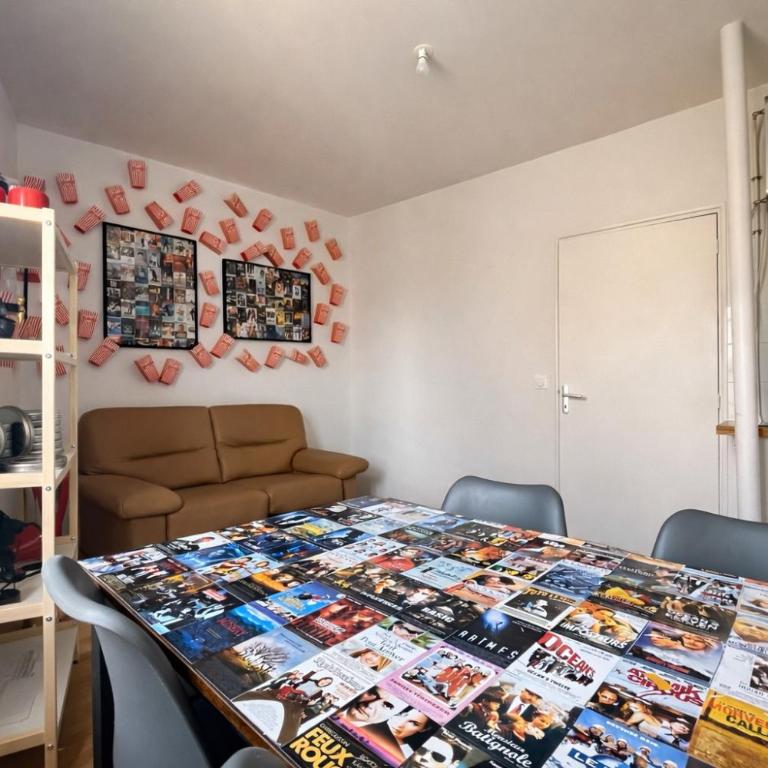 Appartement confortable pour 2 pers dans la cite historique - Escapade cinema - Apartment - 8