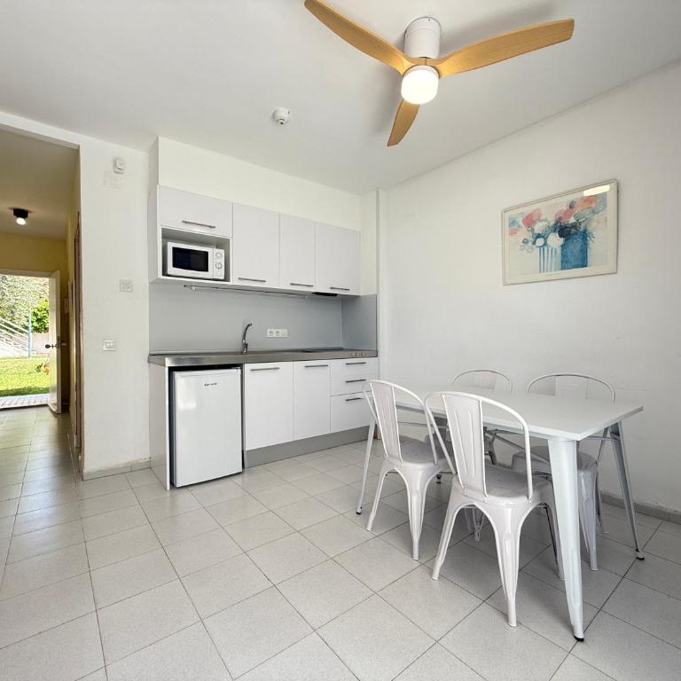 Agi Rescator Apartments - Apartamento Básico de 1 dormitorio (4 adultos) - 6