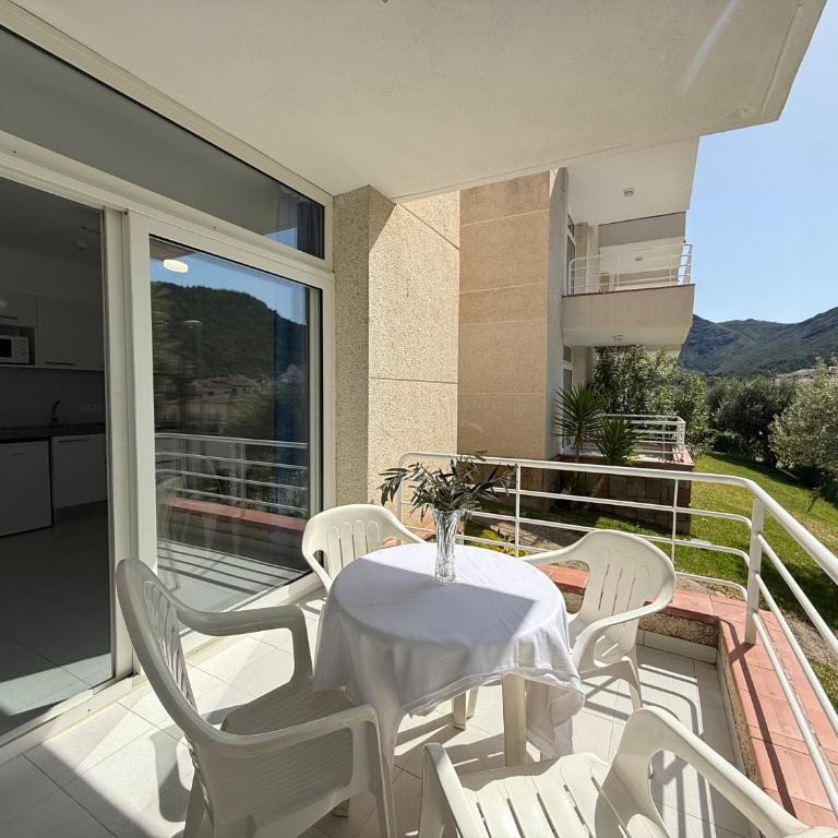 Agi Rescator Apartments - Apartamento Básico de 1 dormitorio (4 adultos) - 10