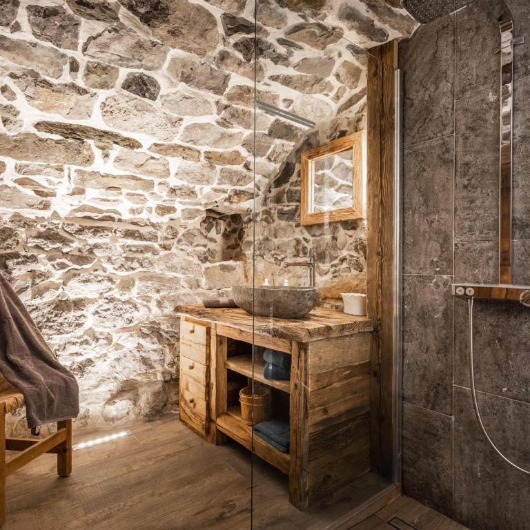 Chalet savoyard rénové, 10 pers, proche pistes, animaux admis - FR-1-304-162 - Chalet (10 Adults) - 11