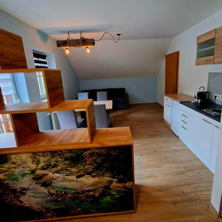 Camping und Chalet Saggraben - Apartment mit 1 Schlafzimmer, Balkon und Bergblick - 4