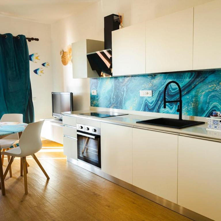Vista mare spettacolare con terrazza a 2 minuti dalla spiaggia - Casa Vacanze - 18