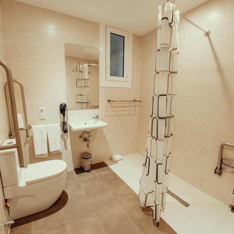 Som Nit Triomf - Twin Room with Terrace - 17