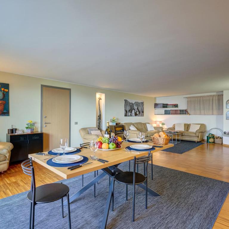 La BuCa - Como - Elegant apartment, 150 sq m - Private covered parking - Private terrace - Just 1500 mt from downtown - Appartamento con 2 Camere da Letto e Terrazza - 7