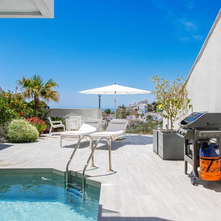 Royal Nerja Villa Luxury Pool Garage Ping Pong Wi Fi - Villa - 1