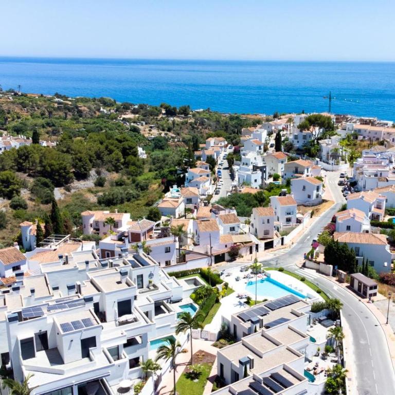 Royal Nerja Villa Luxury Pool Garage Ping Pong Wi Fi - Villa - 22