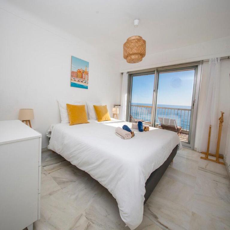 LE DAUPHIN Vue exceptionnelle - Clim - Front Mer - Appartement - 12