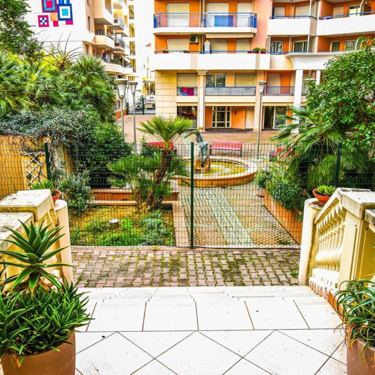 LES JARDINS - Hyper Centre -Parking privé - Plage - Appartement - 9