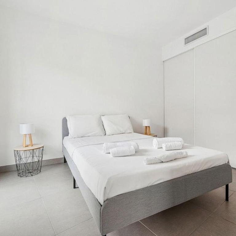 Cap riviera - proche gare parking climatisation - Appartement - 9