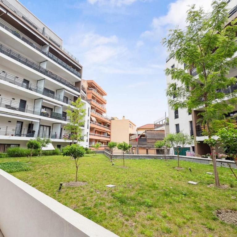 Cap riviera - proche gare parking climatisation - Appartement - 20