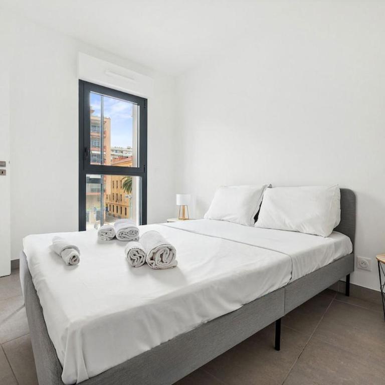 Cap riviera - proche gare parking climatisation - Appartement - 8