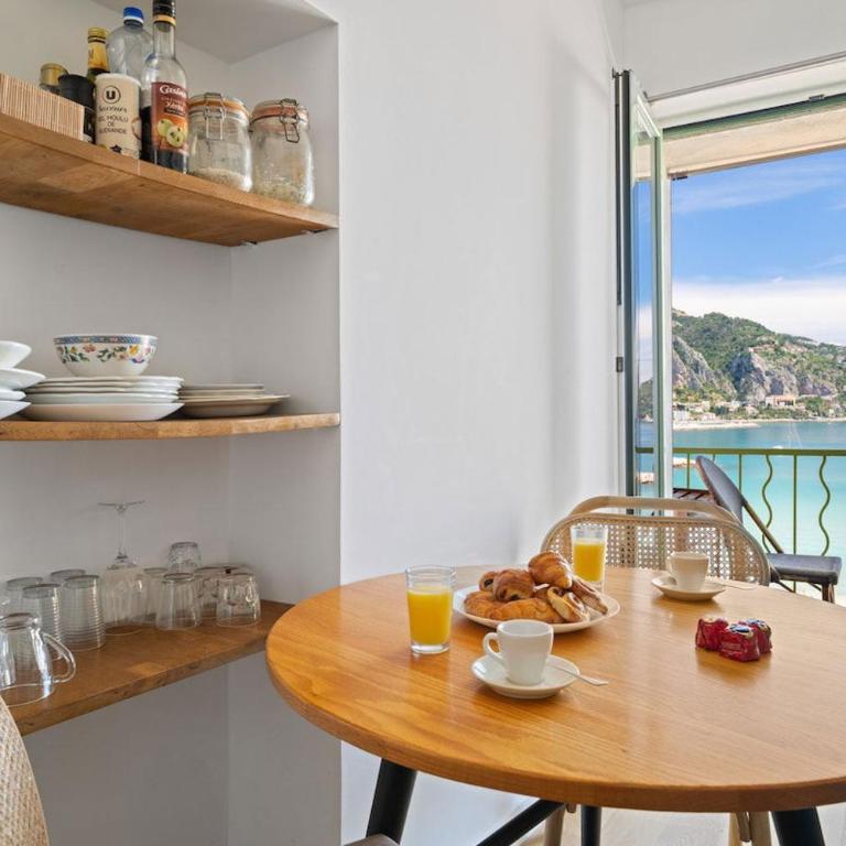 LE SANTORIN Vue Exceptionnelle Vieille Ville Plage - Apartment - 8