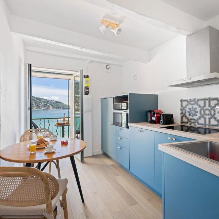 LE SANTORIN Vue Exceptionnelle Vieille Ville Plage - Apartment - 3