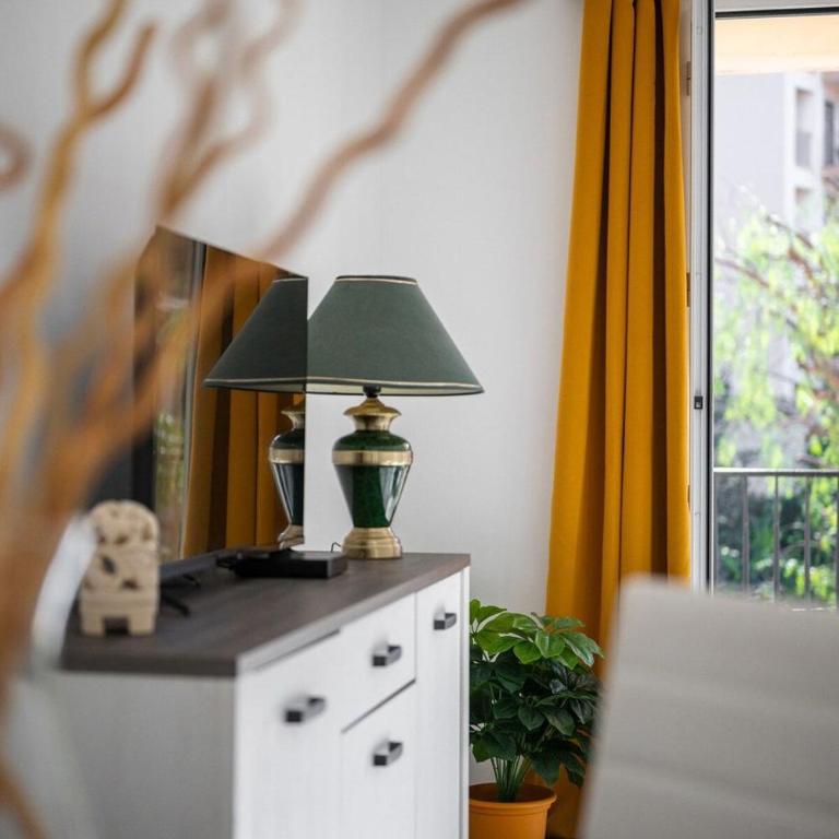 LE STELLA - Central - Terrasse - Parking - Wifi - Appartement - 13
