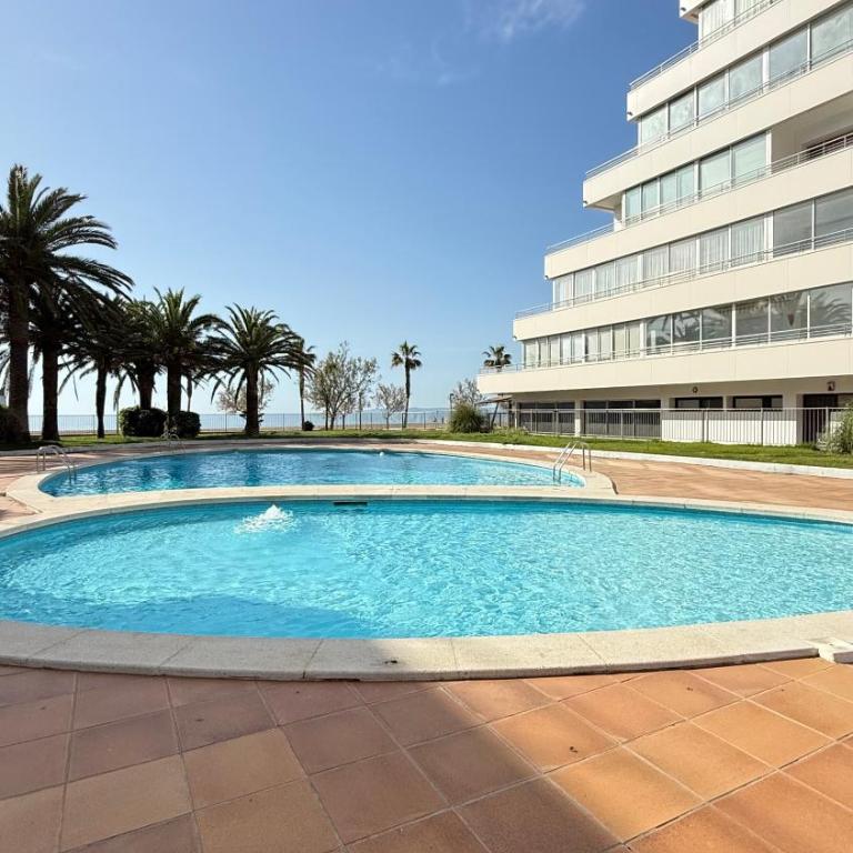 Apartamento en centro de la ciudad frente al mar - Two-Bedroom Apartment with Balcony and Sea View - 27