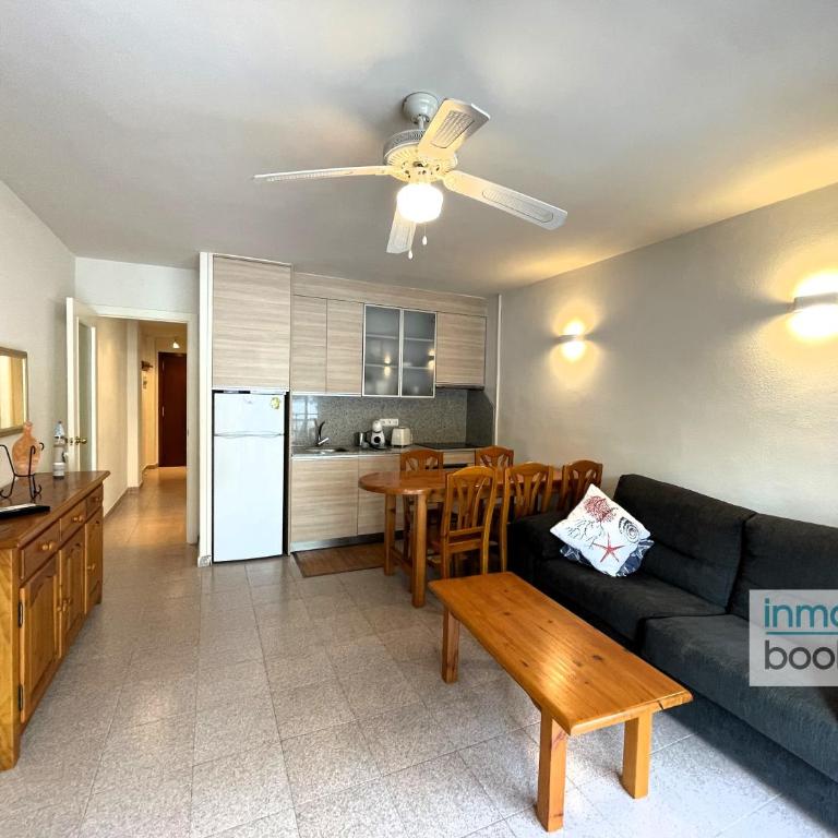 Beach Mariposa Salou, climatizado y piscina - Apartamento con vistas a la ciudad - 17