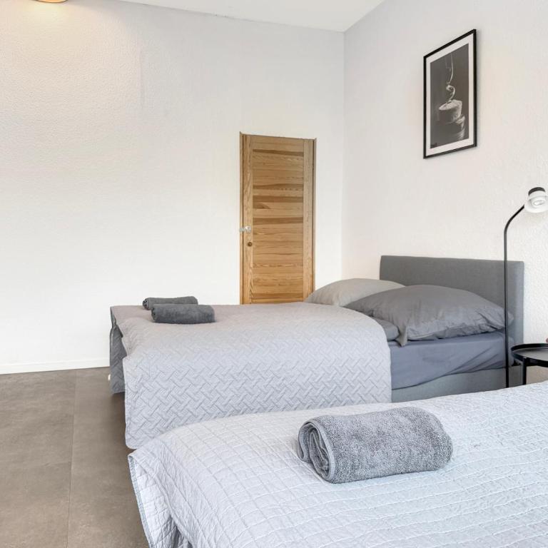 Gruppenapartment in München Platz für 16 Gäste Parkplatz - Apartamento - 13