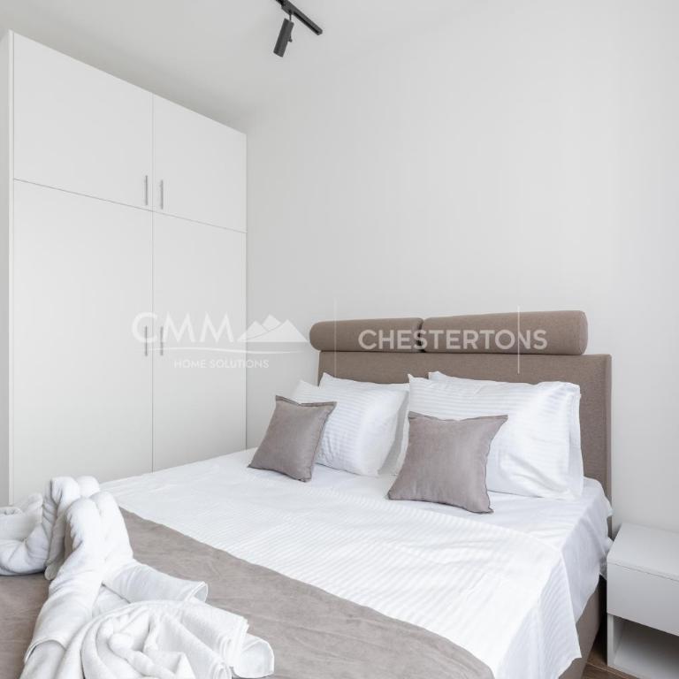 Warm-colored stylish apartment - Apartman s 1 Spavaćom Sobom i Terasom - 10