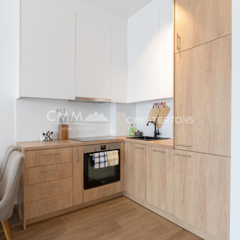 Warm-colored stylish apartment - Apartman s 1 Spavaćom Sobom i Terasom - 5