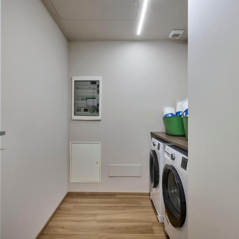 Bilocale elegante- via Sassi, Lecco - Appartamento con 1 Camera da Letto - 11