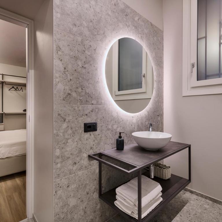Bilocale elegante- via Sassi, Lecco - Appartamento con 1 Camera da Letto - 3