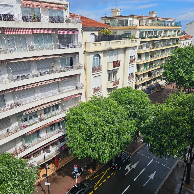 Antibes Carré d'Or Le Plazza 3P - Maison 2 Chambres - 20